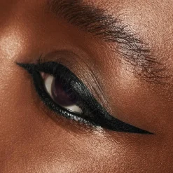 Brushstroke 24-Hour Liquid Eyeliner