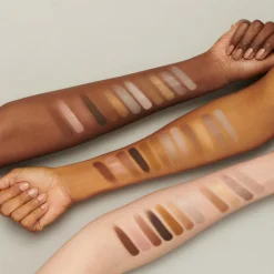 Connect In Colour Eye Shadow Palette