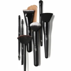 Contouring Brush