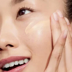 Even Better Vitamin Makeup SPF50