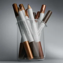 Eyeliner & Eyeshadow