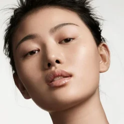 Fenty Eaze Drop Blur + Smooth Skin Tint Stick