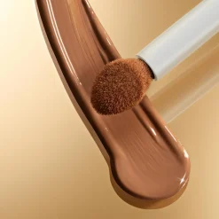 Futurist Soft Touch Brightening Skincare Concealer