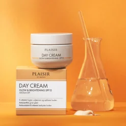 Glow & Brightening Day Cream SPF15
