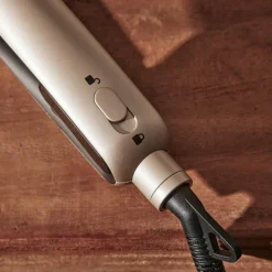 Hair straightener