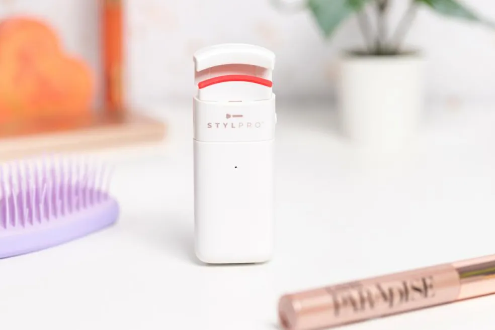 Hot Lash Heated Eye Lash Curler