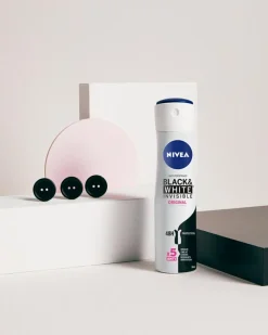 Invisible Black & White Clear Deo Spray