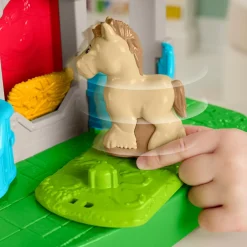 Little People Friendly Hestestald