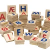 Magnetiske Træbrikker med Bogstaver