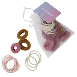 Pose Med Forskellige Hårelastikker