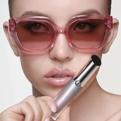 Prisma Glass Icy Plumper