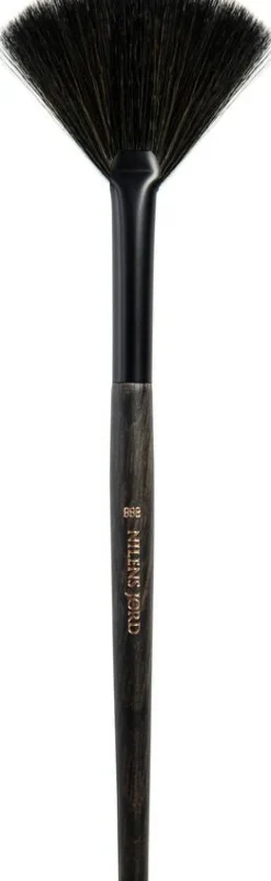 Pure Collection Fan Brush