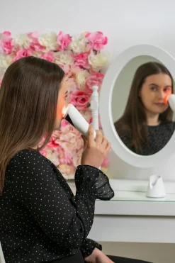 Pure Red LED Light Therapy Device