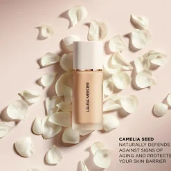 Real Flawless Weightless Perfecting Foundation