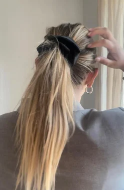 Silke Scrunchie 02