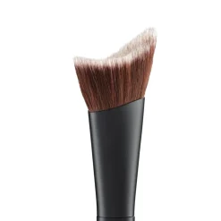 Smoothing Foundation Brush N°101