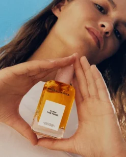 Turn The Page Eau de Parfum