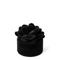 Velvet Flower Jewelry Round