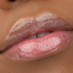 What The Fake! Plumping Lip Filler